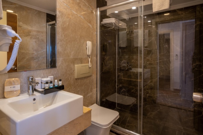 Comfort Kısmi Deniz Manzaralı