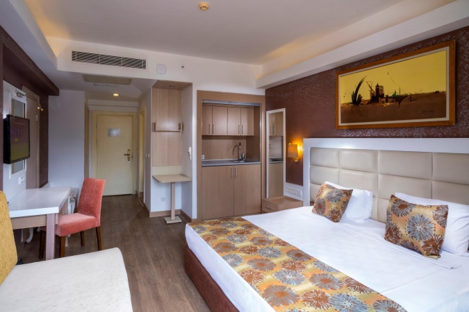 Comfort Kara Manzaralı 